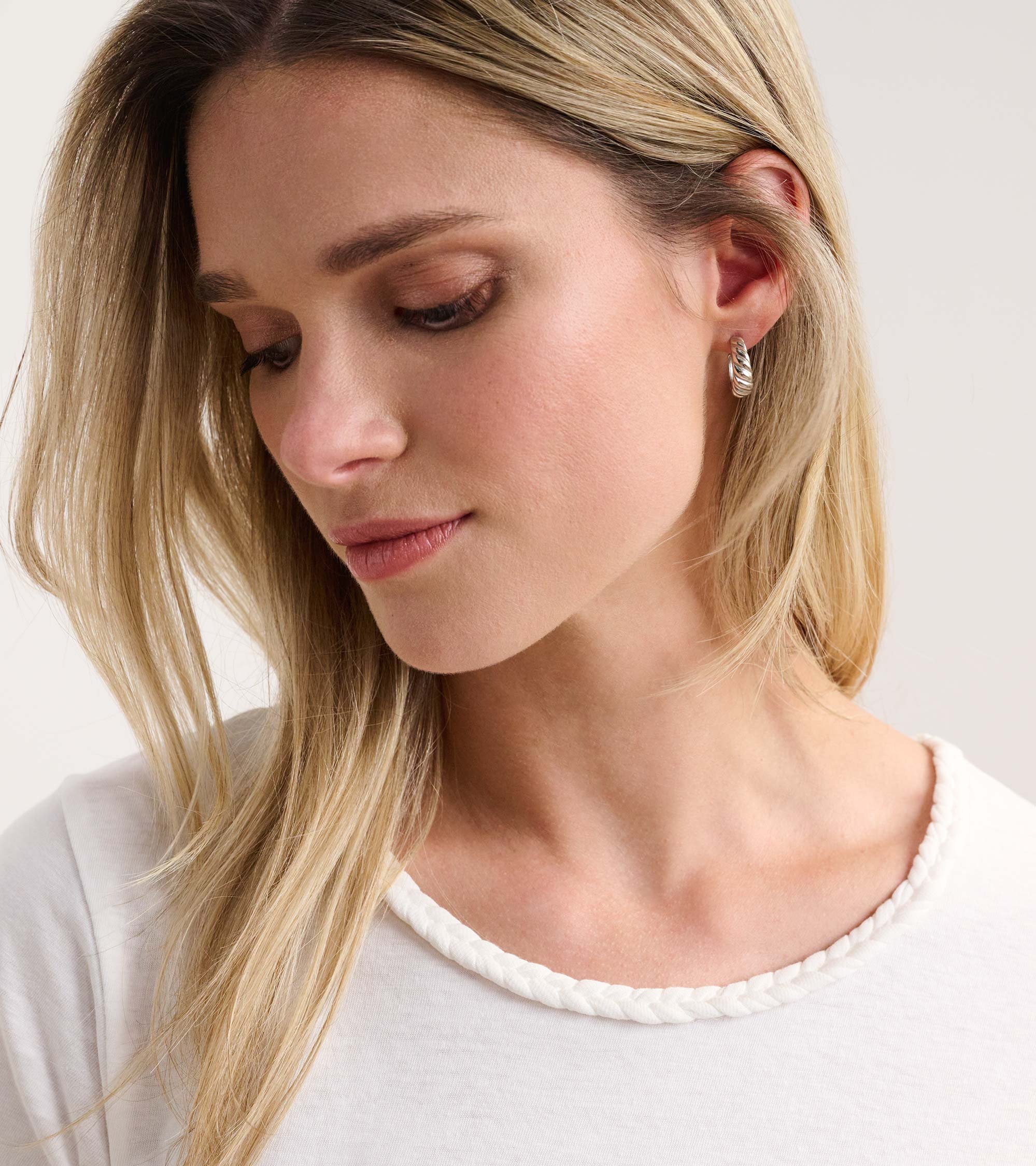 Braided Neck Tee - White - Image 6