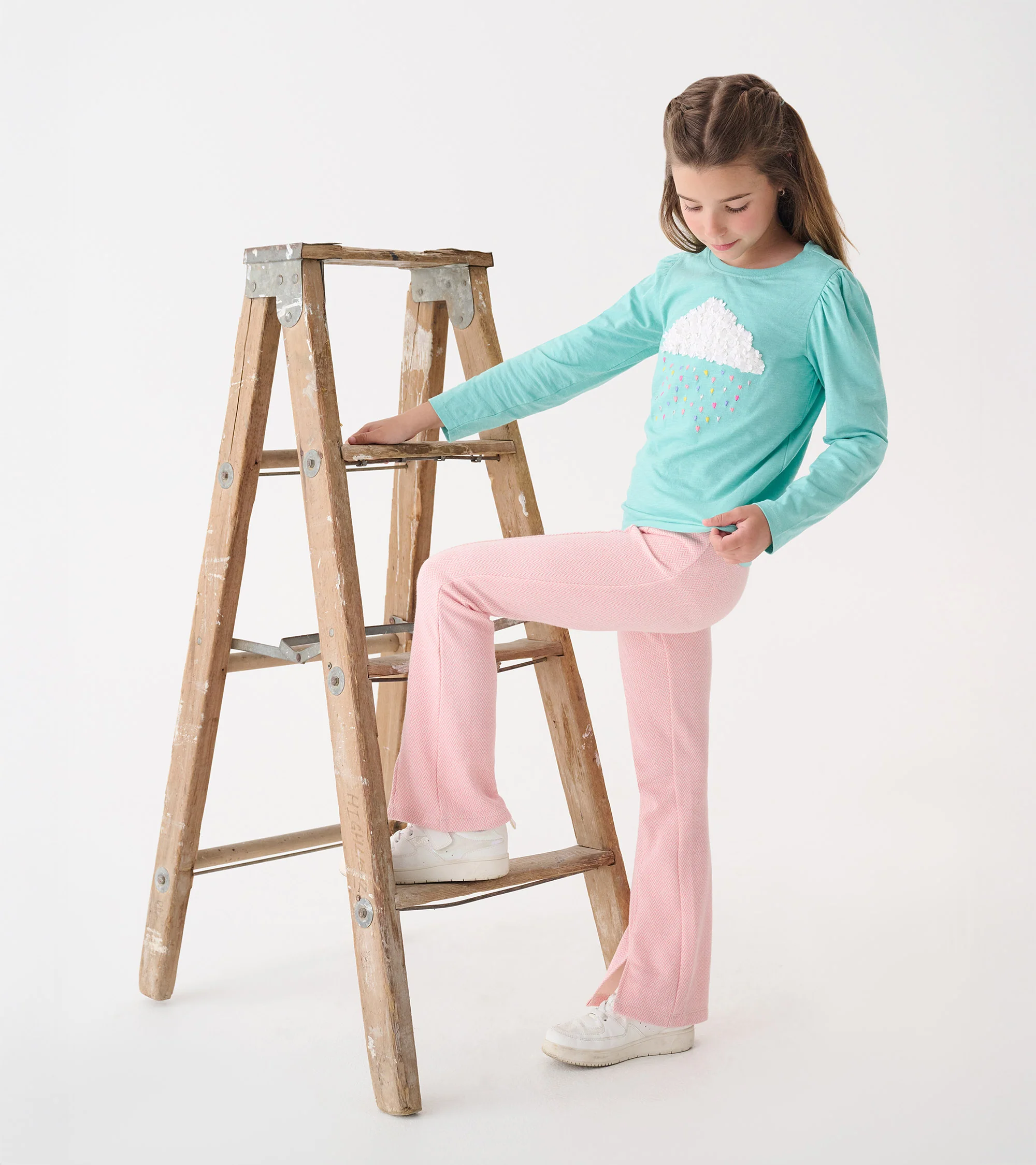 Girls Fluffy Cloud Puff Sleeve Graphic Tee - Image 3