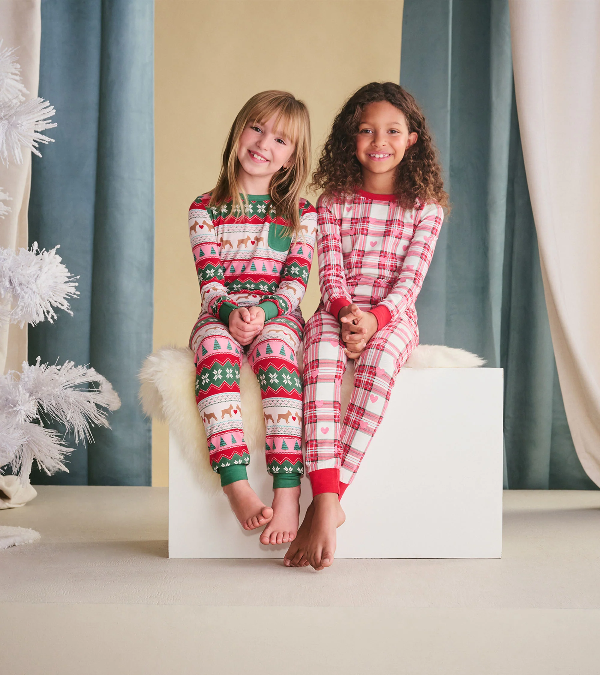 Girls Plaid Hearts Pajama Set - Image 3