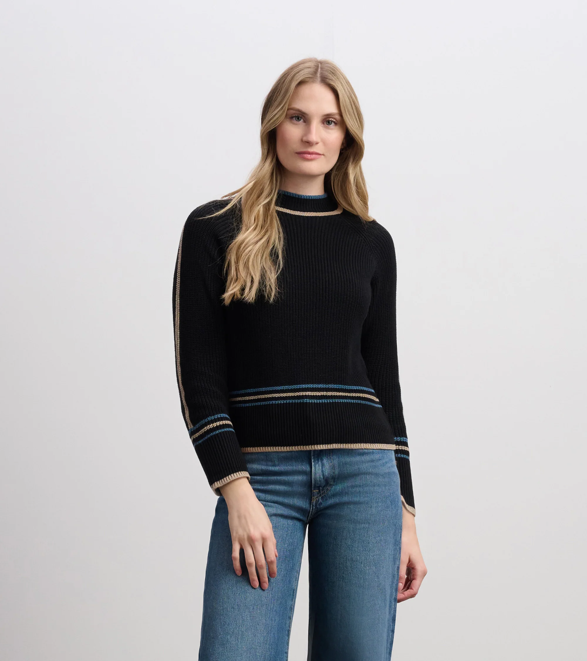 Raglan Stripes Pullover - Black