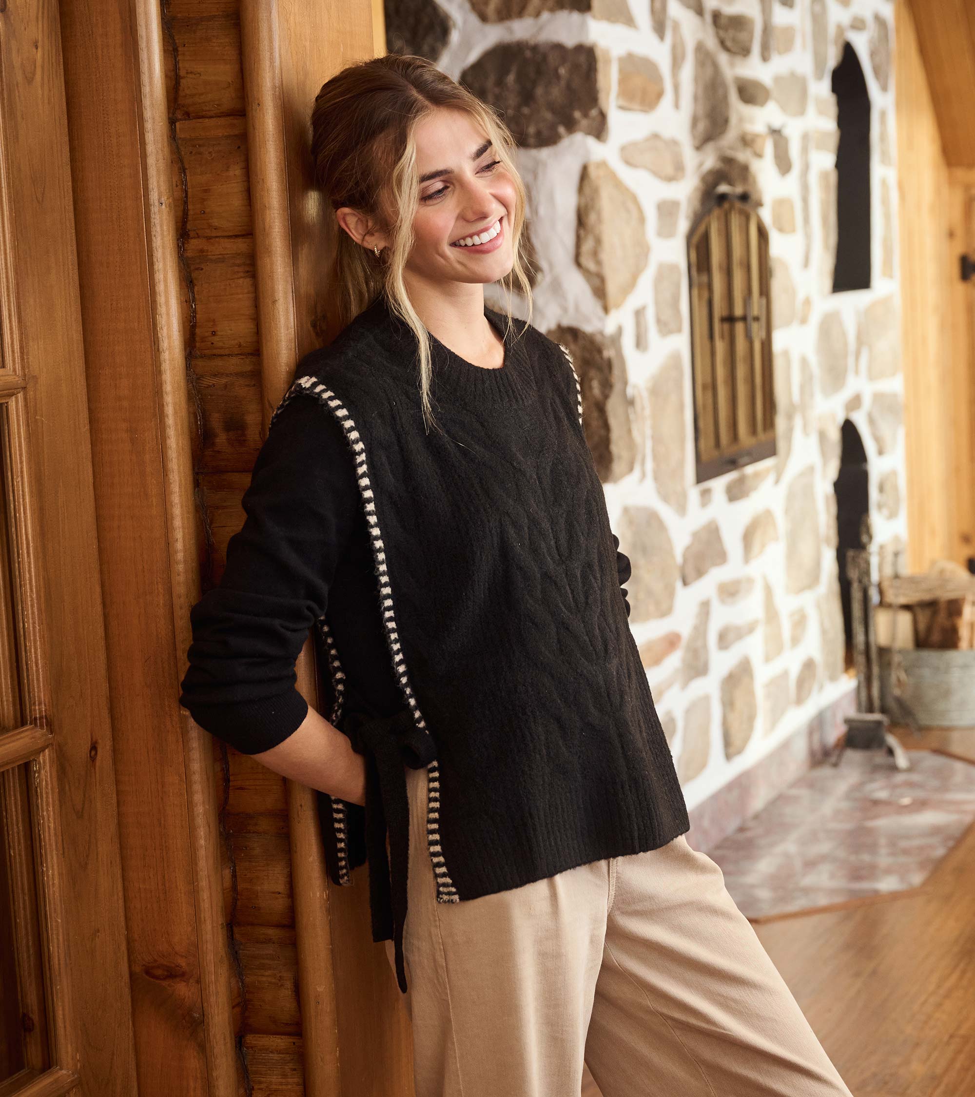 Side-Tie Sweater Vest - Black - Image 3