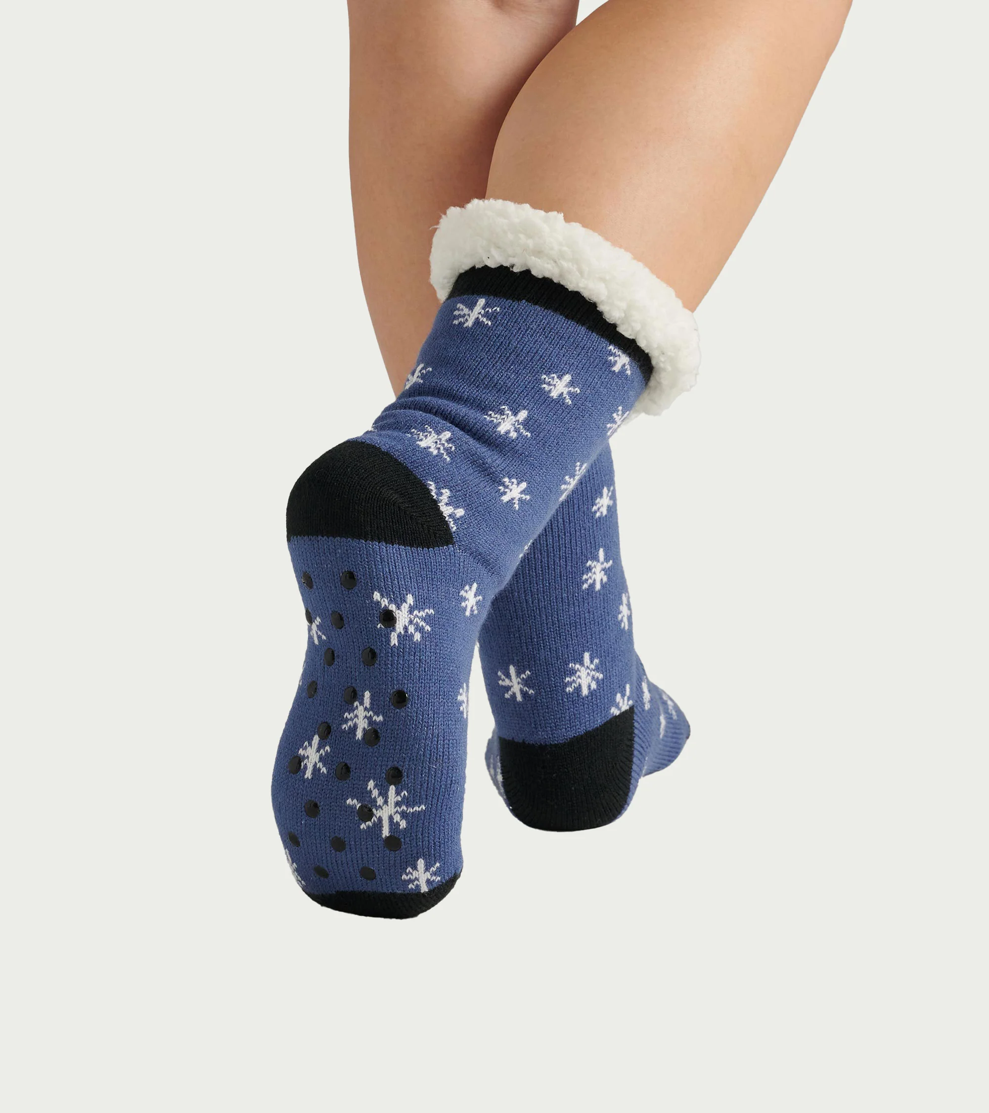 Snowflakes Women's Sherpa Lined Cabin Sock - Image 3