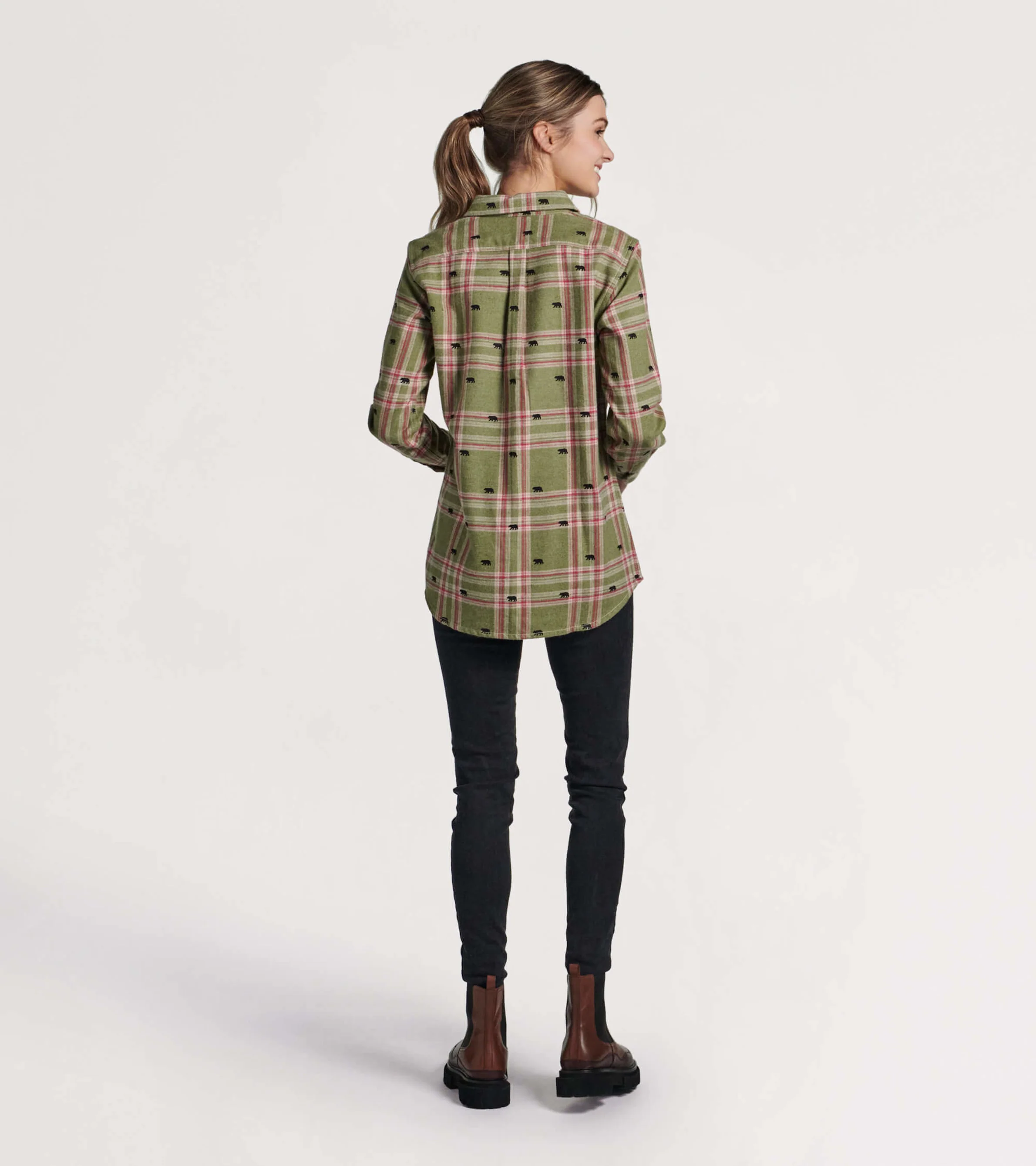 Woodland Bear Women's Heritage Flannel Shirt - Image 3